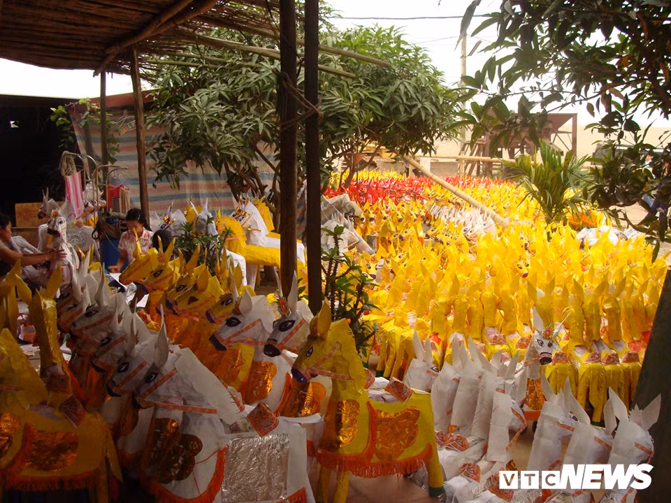 Quai go chuyen dot vang ma ngut troi de tang... nguoi chet
