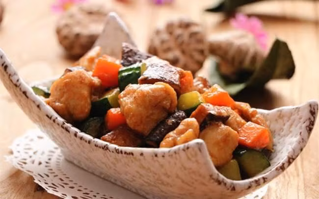 Cach che bien mon uc ga cho nguoi giam can-Hinh-2