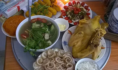 7 mon cam ky bay tren mam cung gio