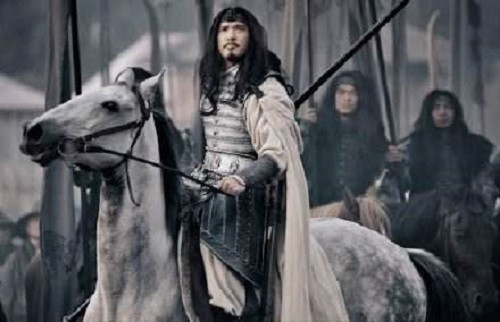 Vi sao Quan Vu chet, Luu Bi chi xu toi Luu Phong ma lo di Ma Sieu?-Hinh-2