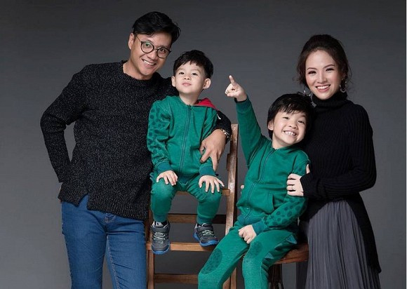 Dien vien Dan Le lan dau trai long ve tuoi tho bi bo danh, me chi chiet