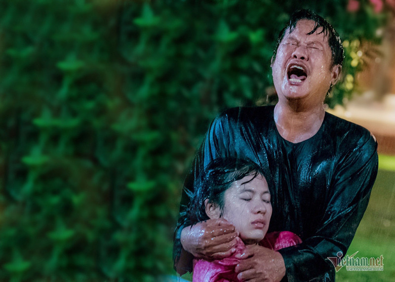 Thao Trang than phien vi canh loan luan trong 