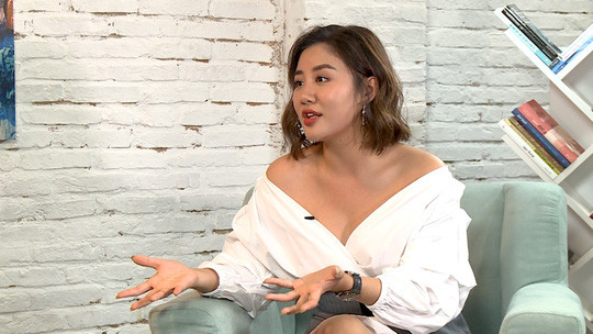 Van Mai Huong: Cang dep tinh phi cang cao