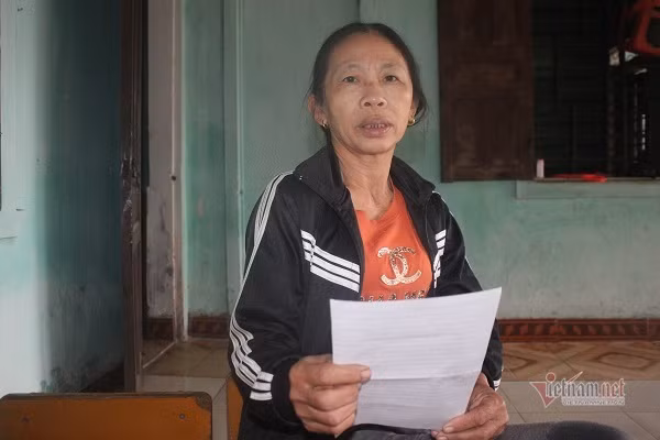 Nha nong dan ta hoa nhan hoa don dien tang 40 lan