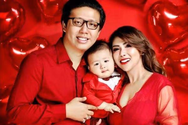 Hen ho qua mang, co gai khien chong ty phu do guc chi sau 3 ngay-Hinh-2