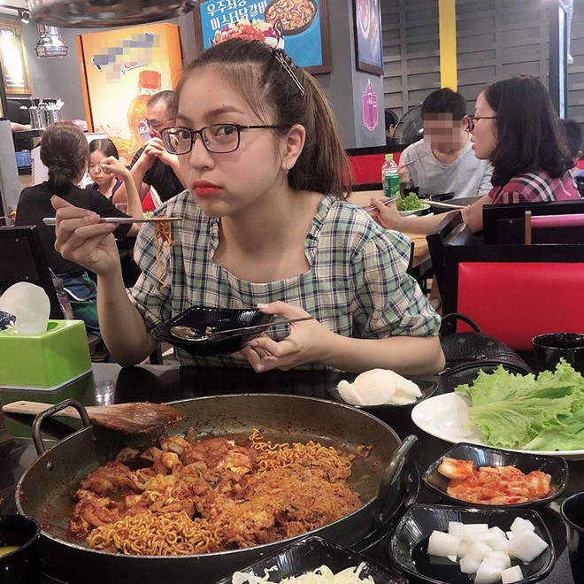 Quang Hai treu ban gai 'dao nay gay lam' nhan ngay 1/6