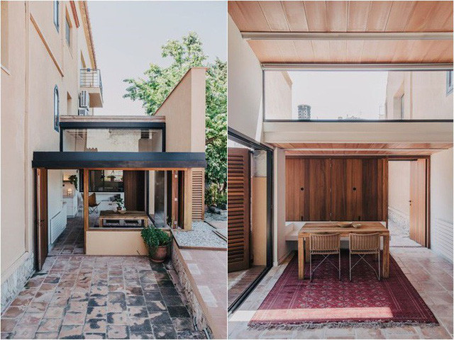 Một điều khá đặc biệt trong căn hộ này đó chính là toàn bộ trần được ốp gỗ. Chất liệu gỗ tự nhiên với màu sắc tươi tắn giúp cho khoảng không gian sinh hoạt của gia đình thêm phần gần gũi và toát lên nét bình dị, trong trẻo. Những nội thất và vật dụng bên dưới trần cũng được sử dụng tối đa chất liệu gần với thiên nhiên này để mang lại cảm giác dễ chịu và vui vẻ cho người sử dụng.