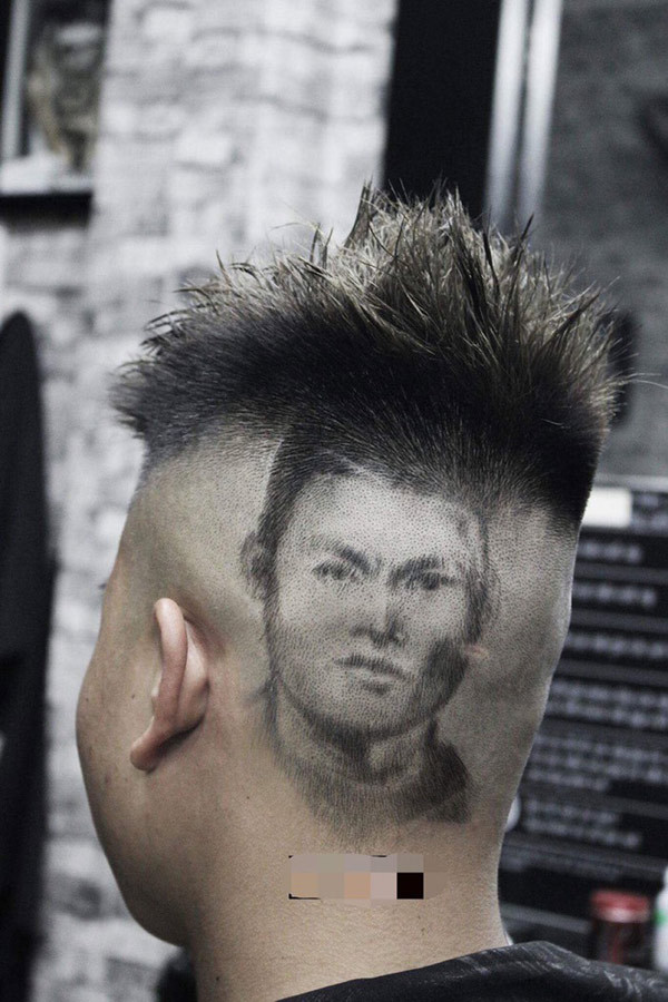 Đây thực sự được coi là tác phẩm nghệ thuật dưới sự tài hoa của người cầm kéo. Hình ảnh của Quang Hải đã hiện ra.