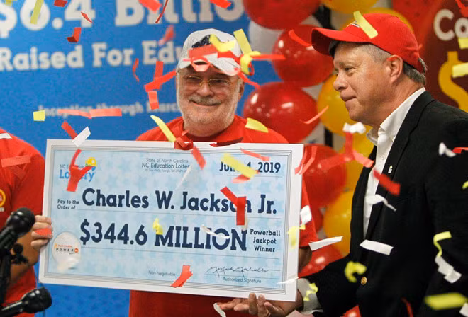 Trung doc dac 344,6 trieu USD nho vo banh quy mua o nha hang Viet Nam