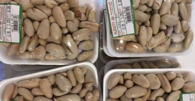 Dường như Nhật Bản là “miền đất hứa” của hàng Việt Nam khi hạt mít cũng trở thành mặt hàng đắt đỏ tại thị trường này. Một kg hạt mít ở xứ sở hoa anh đào có giá lên tới 200.000 đồng.