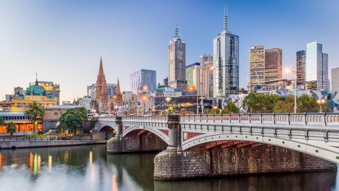 Sau Sydney, Melbourne là thành phố thứ hai ở Australia có mặt trong danh sách SCI. Đây là thành phố sở hữu bầu không khí trong lành, chất lượng sống cao, an ninh tốt. Bên cạnh việc bảo tồn các công trình cổ, Melbourne cũng là một trong những thành phố đầu tư nhiều nhất cho nghệ thuật hiện đại. Ảnh: Standard.co.uk.
