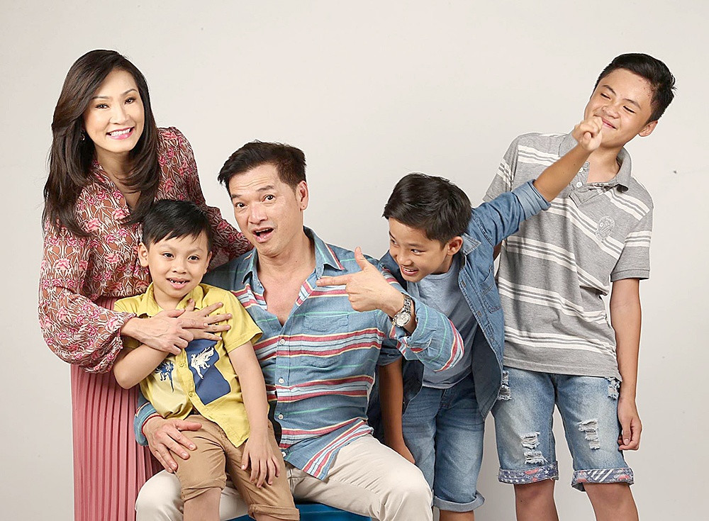 Hau ly hon showbiz: Du luan con sot sang hon nguoi trong cuoc