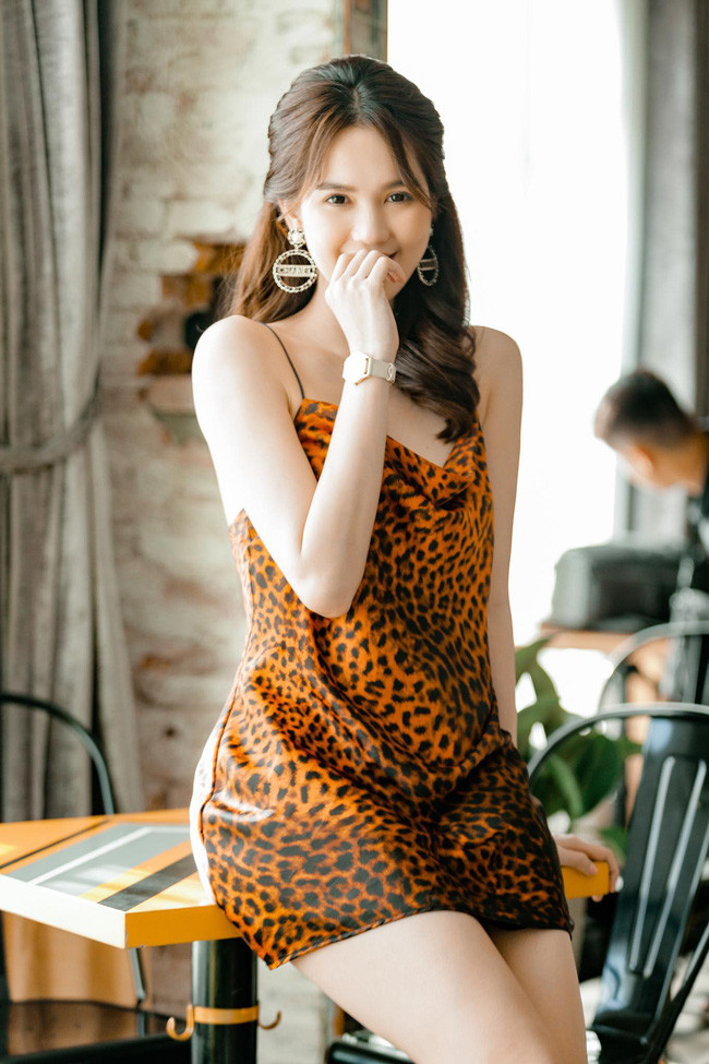 Ngọc Trinh nổi tiếng với những câu nói "thật như đếm".