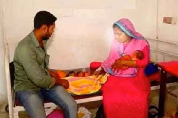 Sinh con 2 lan chi trong 26 ngay, ba me tre gay chan dong gioi y khoa