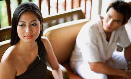 Ban trai huy hon vi le thach cuoi cua nha gai