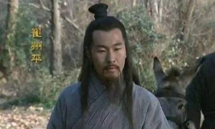 Luu Bi hoi han vi moi Khong Minh ma bo lo mot vi cao nhan khac?-Hinh-2