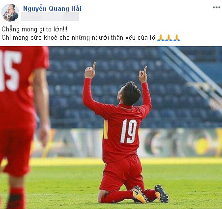 Quang Hai dang tus khi biet chuyen ong noi khien fan xot xa