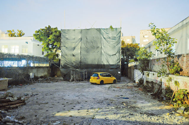 Nha cu cua Ly Tieu Long o Hong Kong chinh thuc bi pha bo