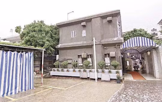 Nha cu cua Ly Tieu Long o Hong Kong chinh thuc bi pha bo-Hinh-2