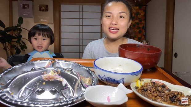 Ly do khien ba me Quynh Tran JP va be Sa noi tieng tren mang xa hoi