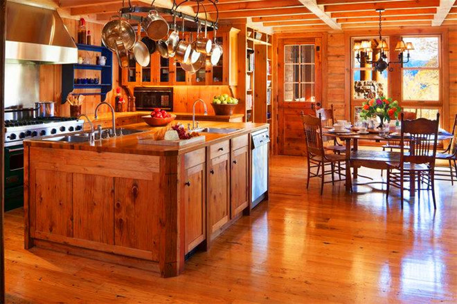 Nhà bếp cũng được thiết kế đơn giản và gần gũi. Ảnh: Sotheby's International Realty Telluride.