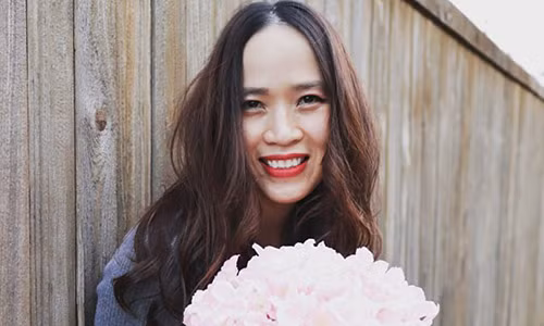 Bi kich cua co gai tre gioi giang bo cong viec mo uoc vi tinh yeu