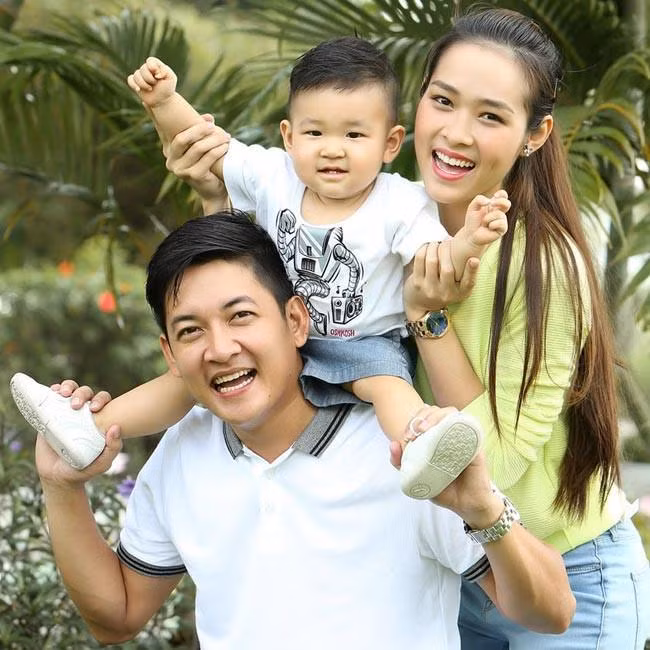 Cuoc song lam me don than day bat ngo cua Diep Bao Ngoc