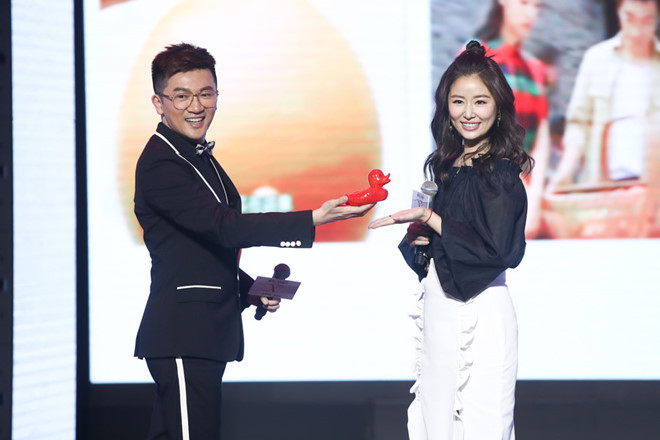 To Huu Bang nau an mung sinh nhat tuoi 43 cua Lam Tam Nhu-Hinh-2