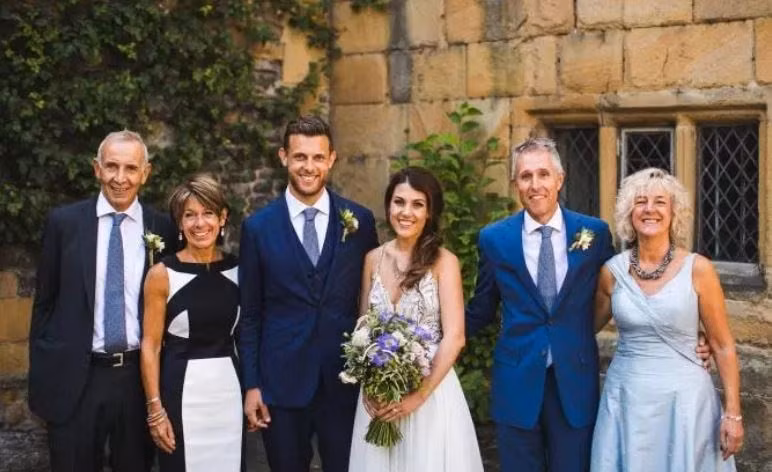 Dinh menh la co that: Vo chong phat hien minh da gap nhau tu thoi xua-Hinh-3