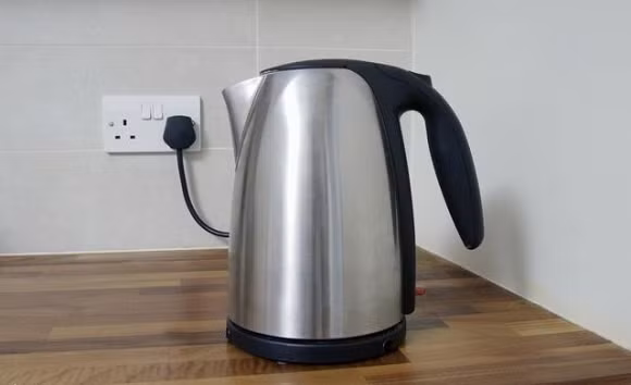 Sai lam pho bien khien am sieu toc ton dien, nhanh hong