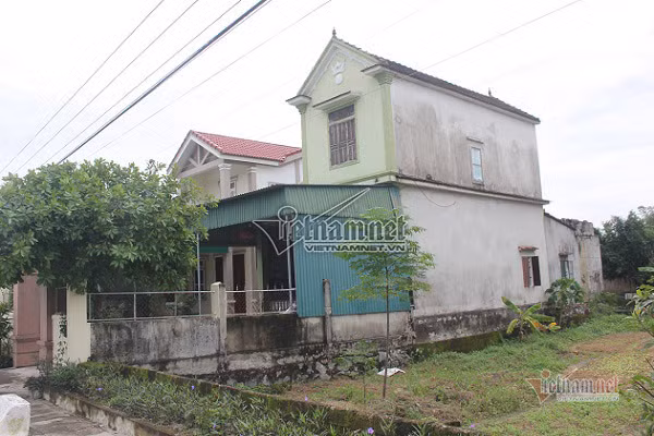 Xot xa thanh nien Ha Tinh bo mang khi di lao dong chui o Anh