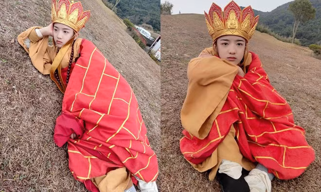 Dù theo đuổi nghệ thuật, Đoàn Trí Văn còn có thành tích tốt trong học tập. Ngoài ra, Trí Văn còn có khả năng vũ đạo.