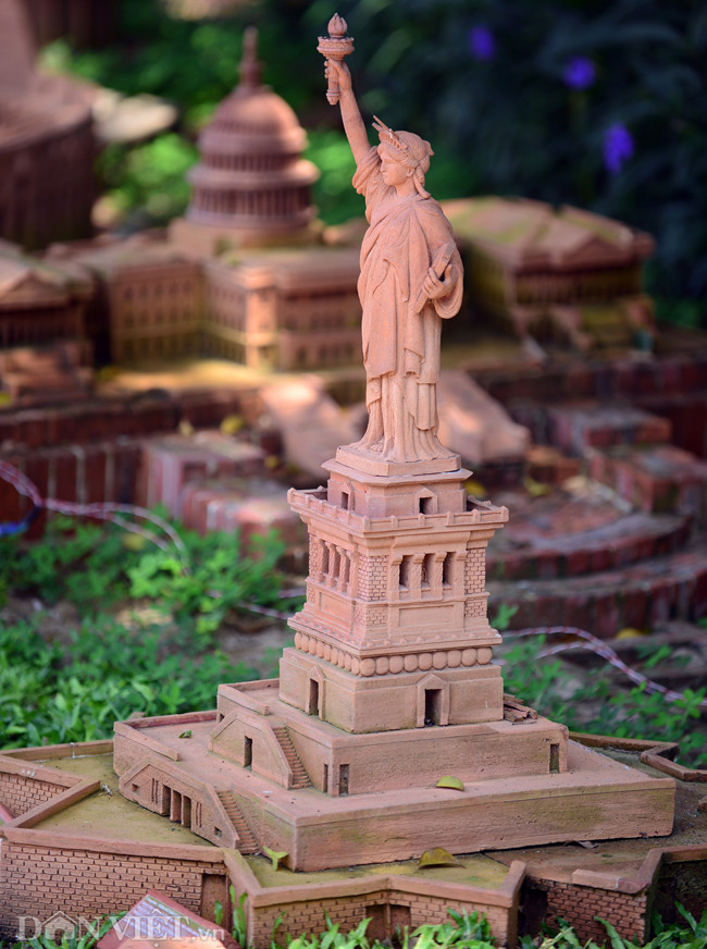 Tượng nữ thần tự do là một trong những biểu tượng của nước Mỹ.