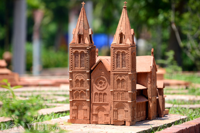 Nhà thờ Đức Bà tại TP Hồ Chí Minh.