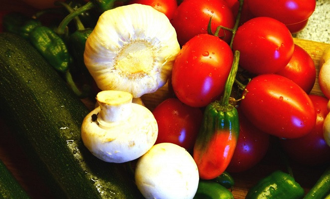 Nhung thuc pham can tranh khi bi di ung theo mua