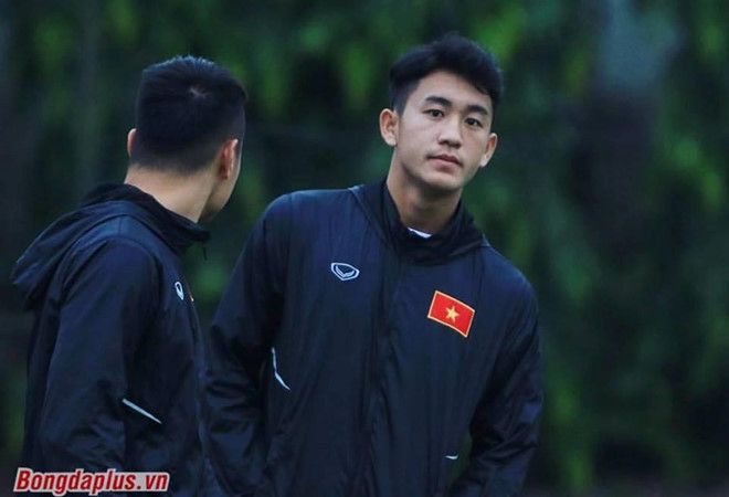 Nam tiền đạo đến từ Thanh Hóa trưởng thành từ lò đào tạo PVF. Anh từng khẳng định khả năng trong đội hình U18 Việt Nam tại vòng chung kết giải U18 Đông Nam Á 2017. Tại giải U22 Đông Nam Á, tiền đạo sinh năm 1999 đóng góp một bàn trong chiến thắng 4-0 của tuyển U22 Việt Nam trước U22 Timor Leste. Ảnh: FBNV.