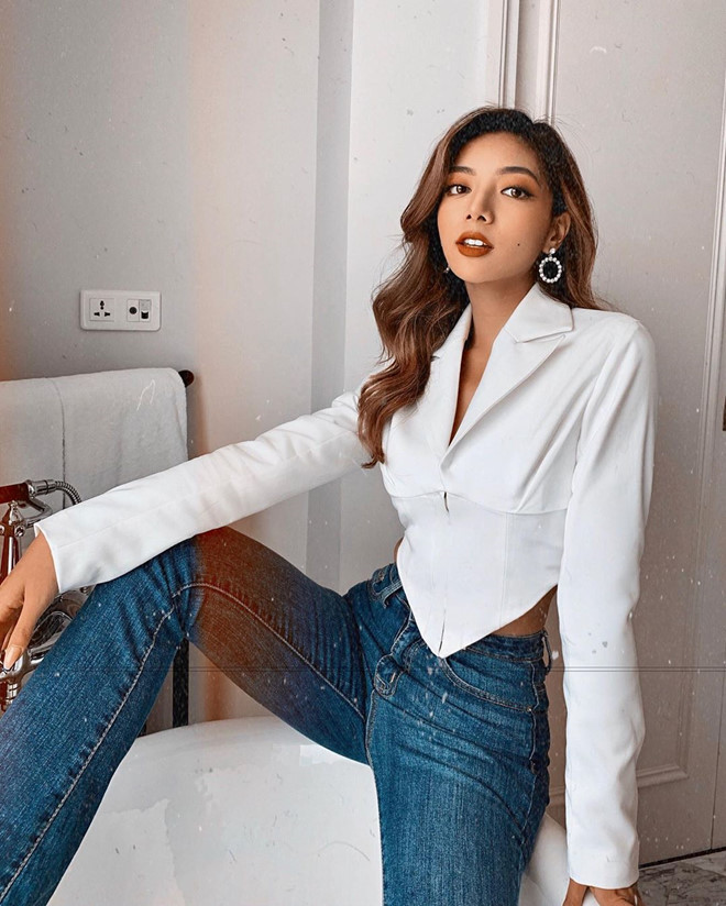 Năm 2018, Katleen gây chú ý khi xuất hiện trong phim sitcom Ngôi sao khoai tây phiên bản Việt và vai phụ trong phim điện ảnh Ông ngoại tuổi 30. Thời điểm ấy, diễn xuất của cô bị đánh giá gượng gạo, thiếu kinh nghiệm. Sau đó, Katleen vào vai nữ chính trong bộ phim điện ảnh Lật mặt 4 khiến nhiều người cho rằng cô "dựa hơi" ba mẹ để nổi tiếng.