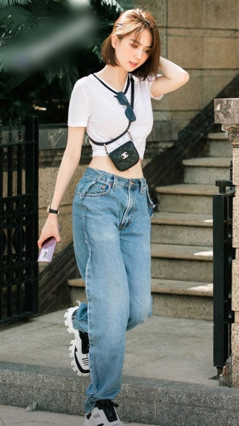 Đây là quần jeans của Olivia OBlanc - một thương hiệu quốc tế chuyên sáng tạo các trang phục mô phỏng đồ cho giới lao động tay chân.