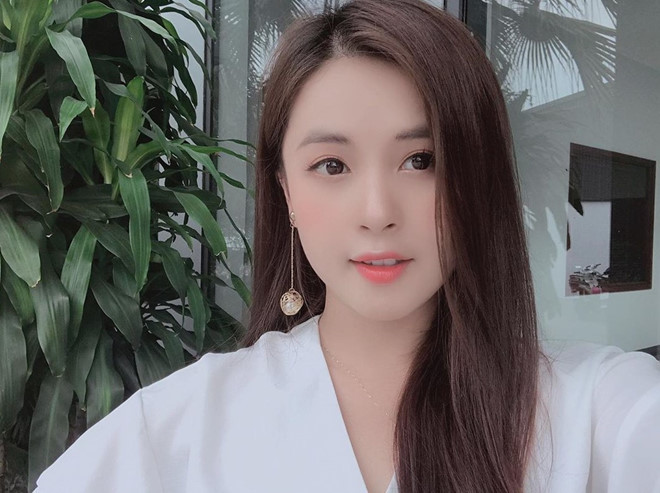 Hiện tại, Thảo Nari được chú ý trong vai trò streamer. Ngoài ra, 9X còn tham gia đóng phim, quay quảng cáo. Cô cũng hay chia sẻ các clip cover nhạc trẻ trên trang cá nhân hơn 265.000 lượt theo dõi.