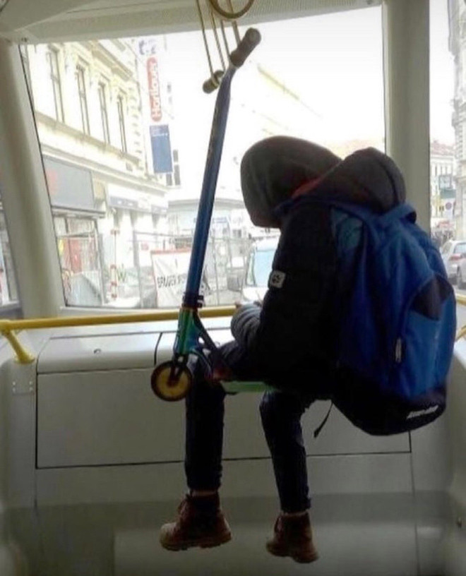 Khi xe buýt hết chỗ thì cũng có ích đấy chứ.