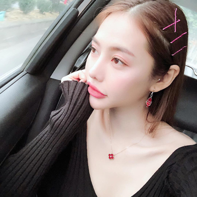 Linh Chi gay gat dap tra khi bi che 