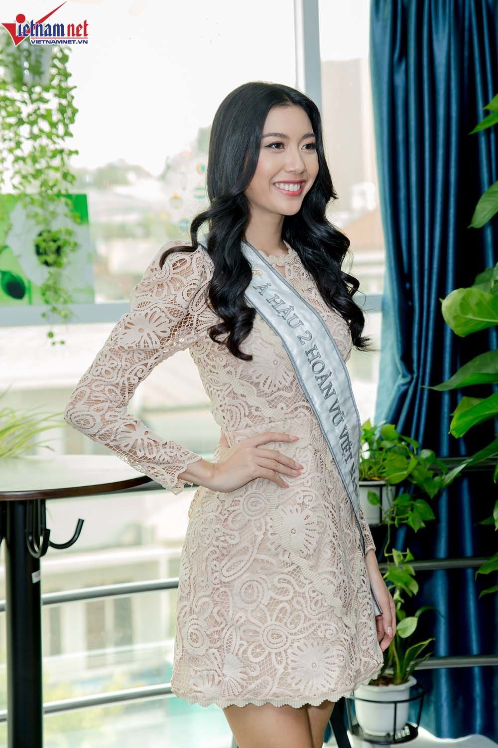 Thuy Van hanh phuc voi biet danh Miss Dua, Hoa hau 'chuong ga'-Hinh-2