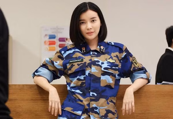 Chuyen tinh cay dang voi dai gia hon 15 tuoi cua Cao Thai Ha