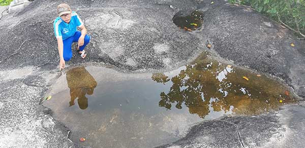 “Bàn chân tiên” hiện rõ 5 ngón.