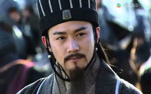 Vi sao Gia Cat Luong khong duong gia ma lai phai 5 lan Bac phat?