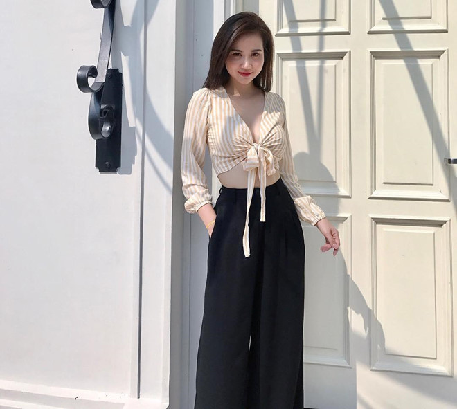 Trong nhóm, người duy nhất đã có gia đình là Huyền Lizzie (tên thật: Phan Minh Huyền). Cô tham gia đóng trong nhiều phim truyền hình như: Lời thú nhận của Eva, Lời thì thầm từ quá khứ, Trái tim có nắng hay mới nhất là Chạy trốn thanh xuân.