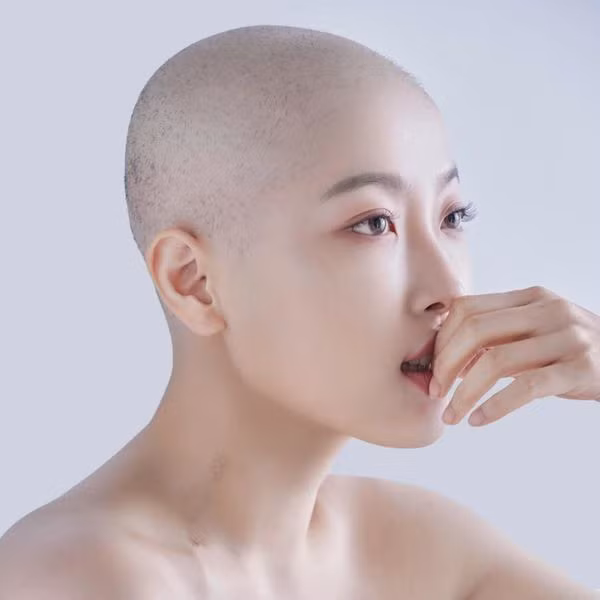 Câu chuyện của cô đã gây xúc động mạnh. Rất đông khán giả đã gửi đến cho cô những lời động viên. *)Title do Kiến Thức biên tập lại