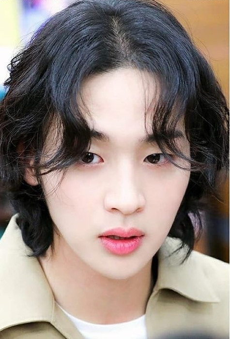 Cảnh sát Seoul đã kịp thời có mặt để khống chế tên cướp. Vụ việc gây xôn xao dư luận và được giới truyền thông xứ Hàn đồng loạt đưa tin. Jang Dong Yoon được cảnh sát trao bằng khen nhưng cũng nhờ lòng dũng cảm đã mở ra cơ hội đổi đời cho nam diễn viên trẻ.