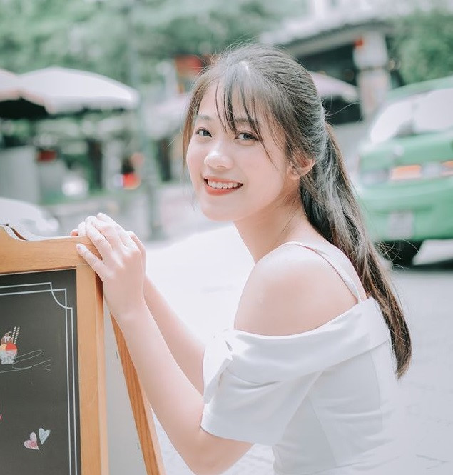 Dù nhận được nhiều lời mời làm mẫu ảnh, Linh An cho biết cô không có ý định nhận lời. "Mình muốn mọi người nhớ đến là một nhiếp ảnh gia, một người có đam mê nhiếp ảnh một cách nghiêm túc và theo đuổi bộ môn này hết mình, chứ không phải là một cô gái có nhan sắc đơn thuần", 10X nói.