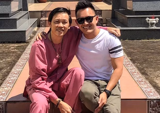 Con trai NSUT Hoai Linh: Soai ca dep trai, tai gioi nhieu nguoi me